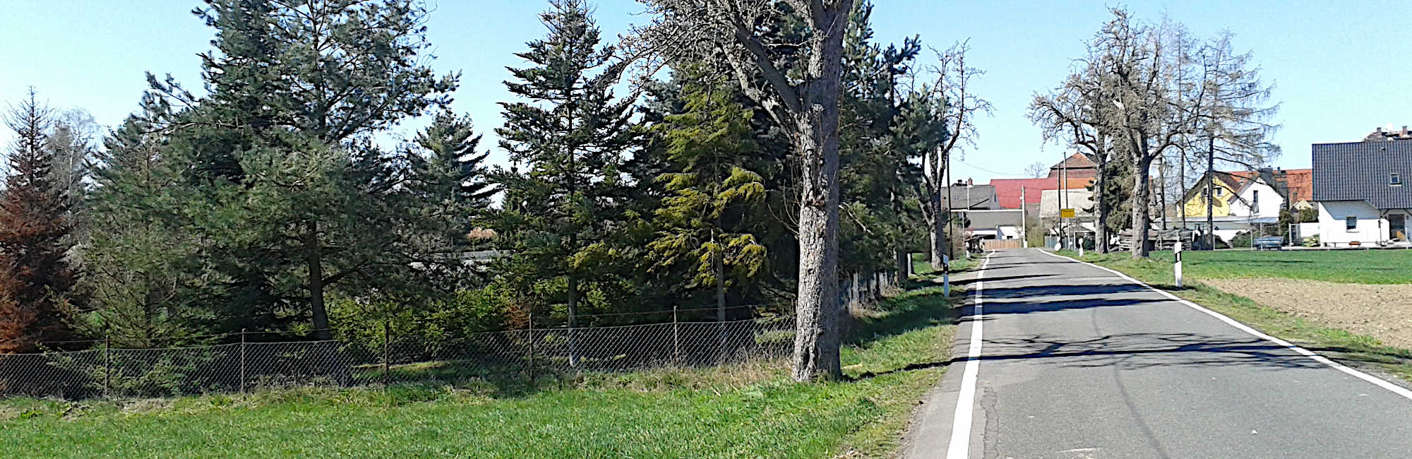 Kössern, Tanndorfer Straße